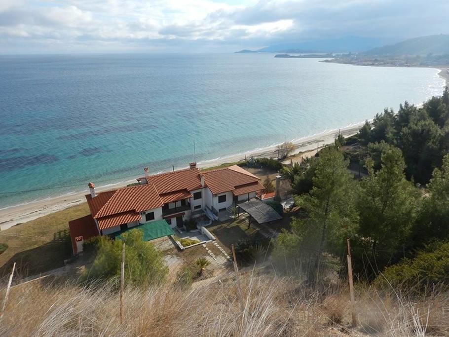 Sangue Blu Beachfront Villa Apartment Ayios Nikolaos Bagian luar foto