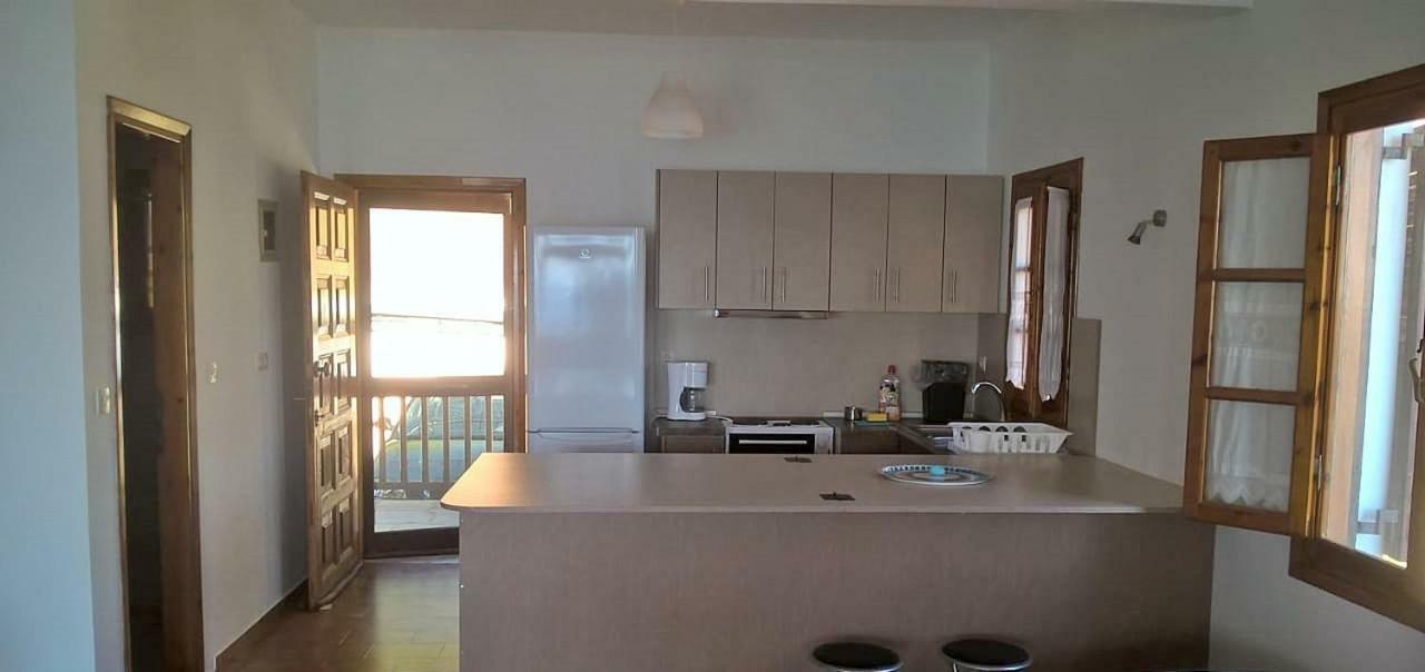 Sangue Blu Beachfront Villa Apartment Ayios Nikolaos Bagian luar foto